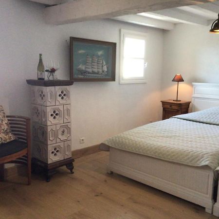 فالانس Mas Des Mourgues 2 - Chambres D'Hotes De Charme A Castelnau-Valence المظهر الخارجي الصورة