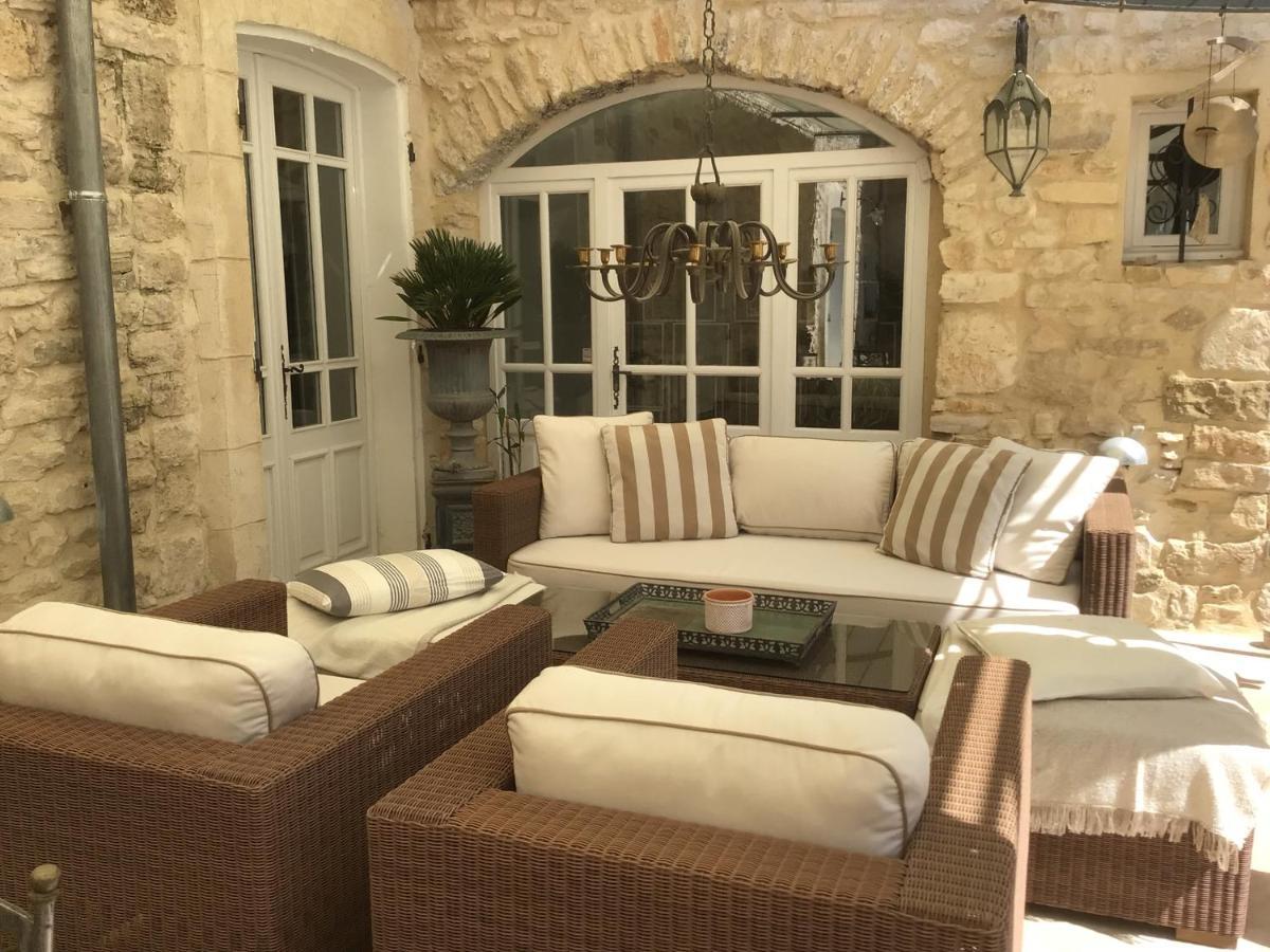 فالانس Mas Des Mourgues 2 - Chambres D'Hotes De Charme A Castelnau-Valence المظهر الخارجي الصورة