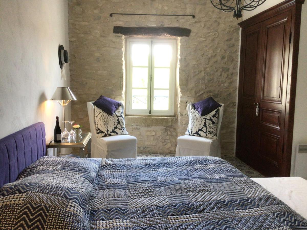 فالانس Mas Des Mourgues 2 - Chambres D'Hotes De Charme A Castelnau-Valence المظهر الخارجي الصورة